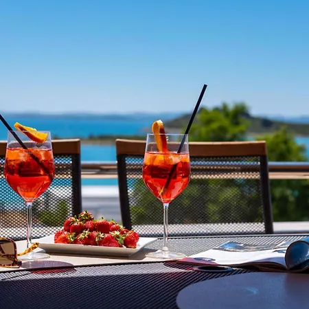 아파트 Sanmarino 파코스탄