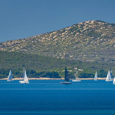 아파트 Sanmarino 파코스탄