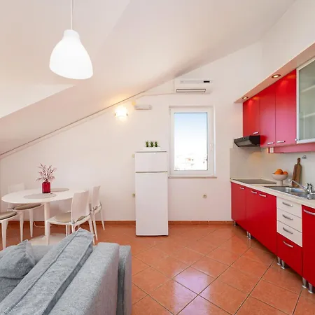 Apartment Sanmarino *