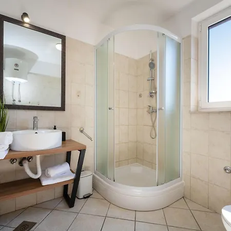 Sanmarino * Pakoštane