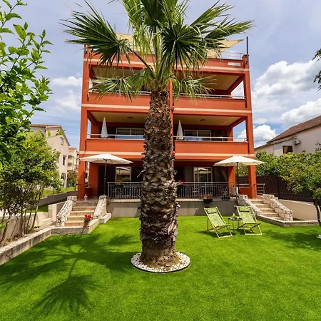 Sanmarino Apartment