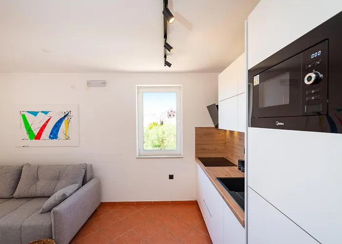 Sanmarino * Pakoštane